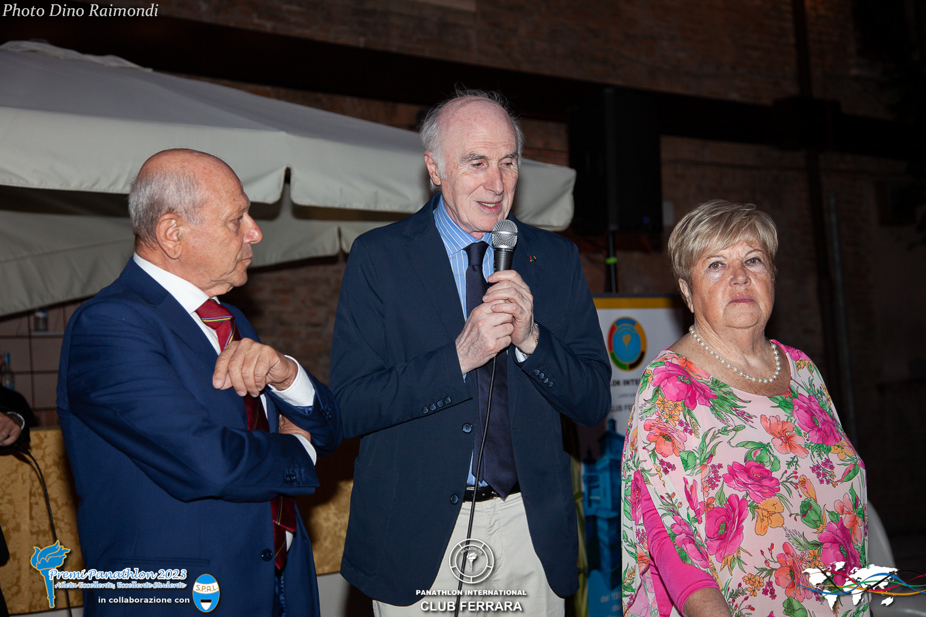 Luciana Pareschi in compagnia del PResidente del Distretto Italia del Panathlon International Giorgio Costa (al centro) e del Presidente del Club di Agrigento Gerlando Amato. Amato, Costa e Boschetti Pareschi